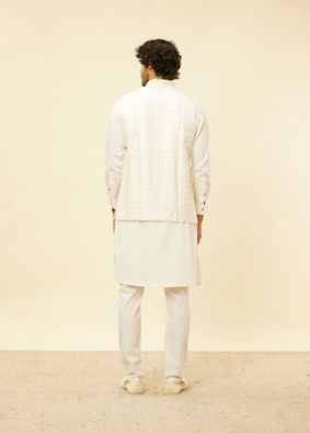 alt message - Manyavar Men Warm White Lattice Patterned Sequinned Jacket image number 3