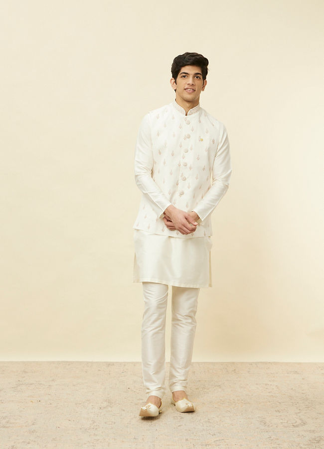 alt message - Manyavar Men Cream White Buta Patterned Jacket image number 2