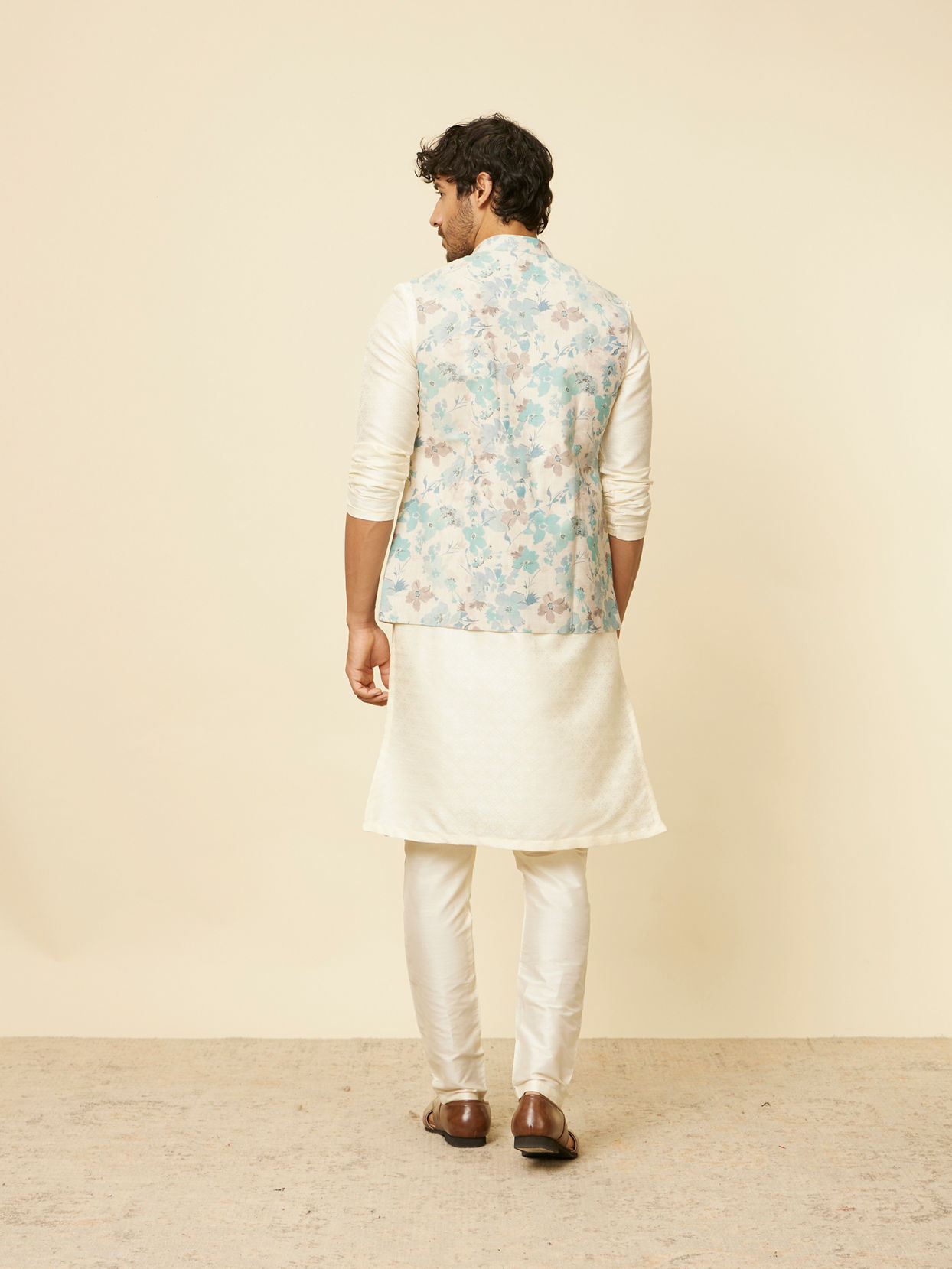 alt message - Manyavar Men Aqua Green Floral Printed Jacket image number 3