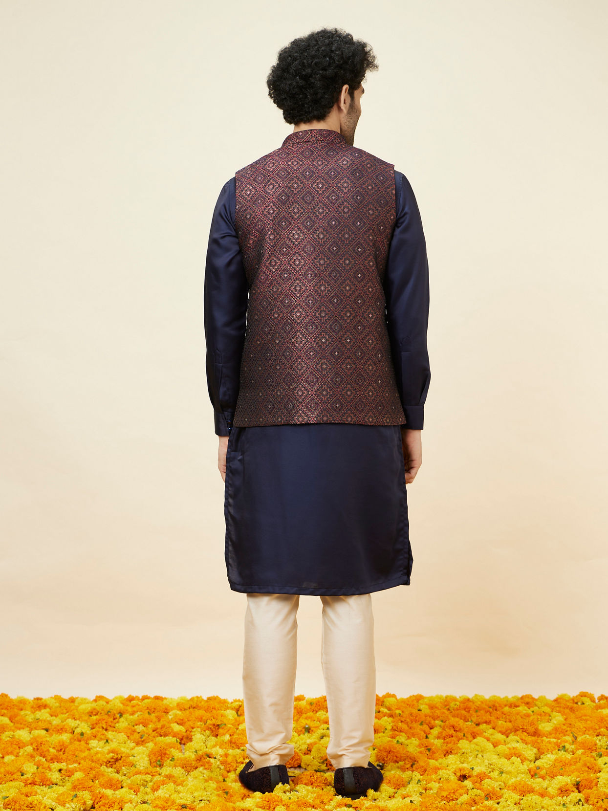 alt message - Manyavar Men Brick Red Imperial Patterned Jacket image number 3