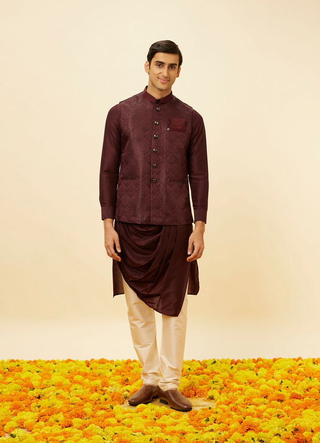 alt message - Manyavar Men Windsor WIne Shankh Patterned Stone Work Jacket image number 2