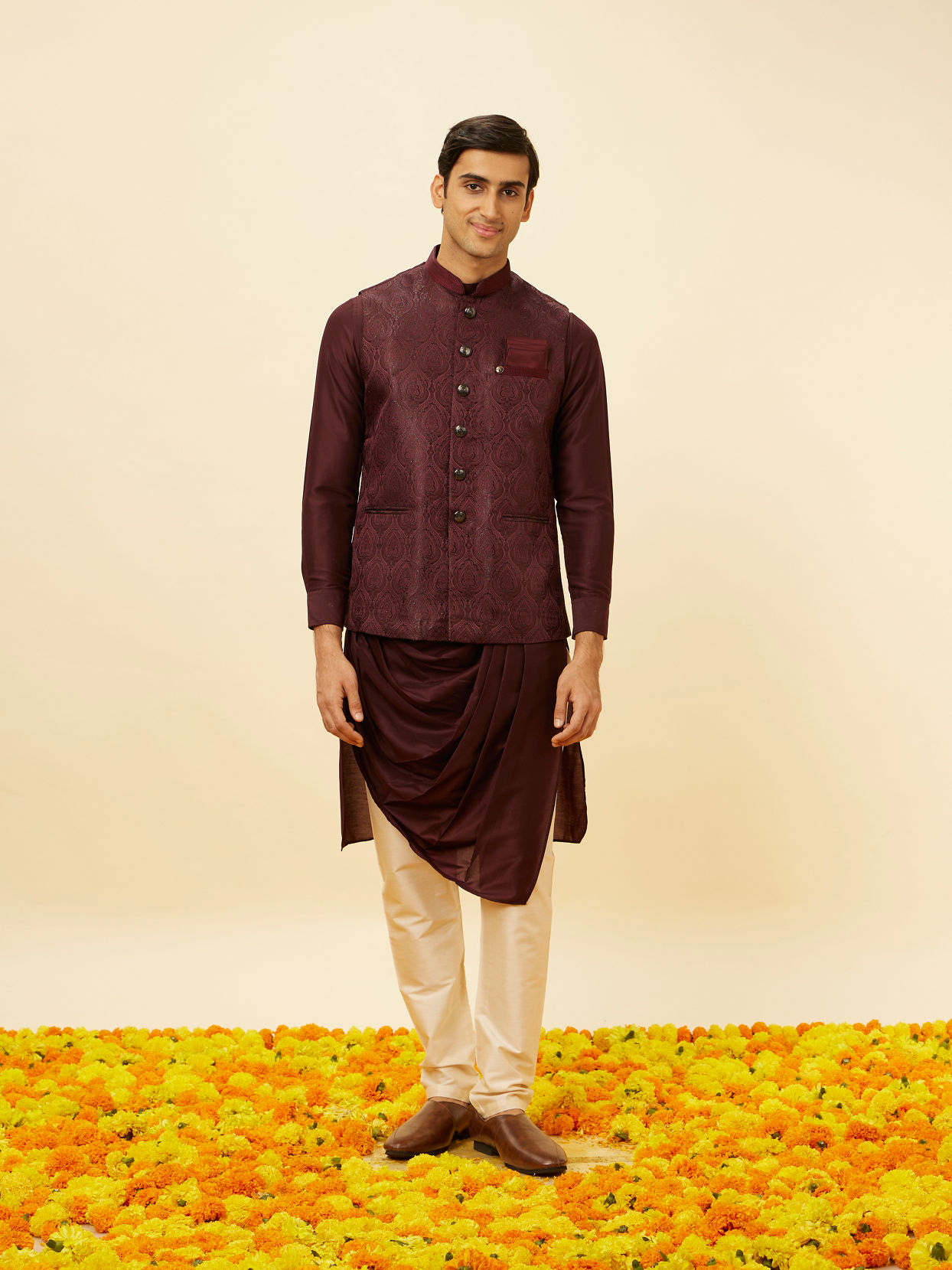 alt message - Manyavar Men Windsor WIne Shankh Patterned Stone Work Jacket image number 2