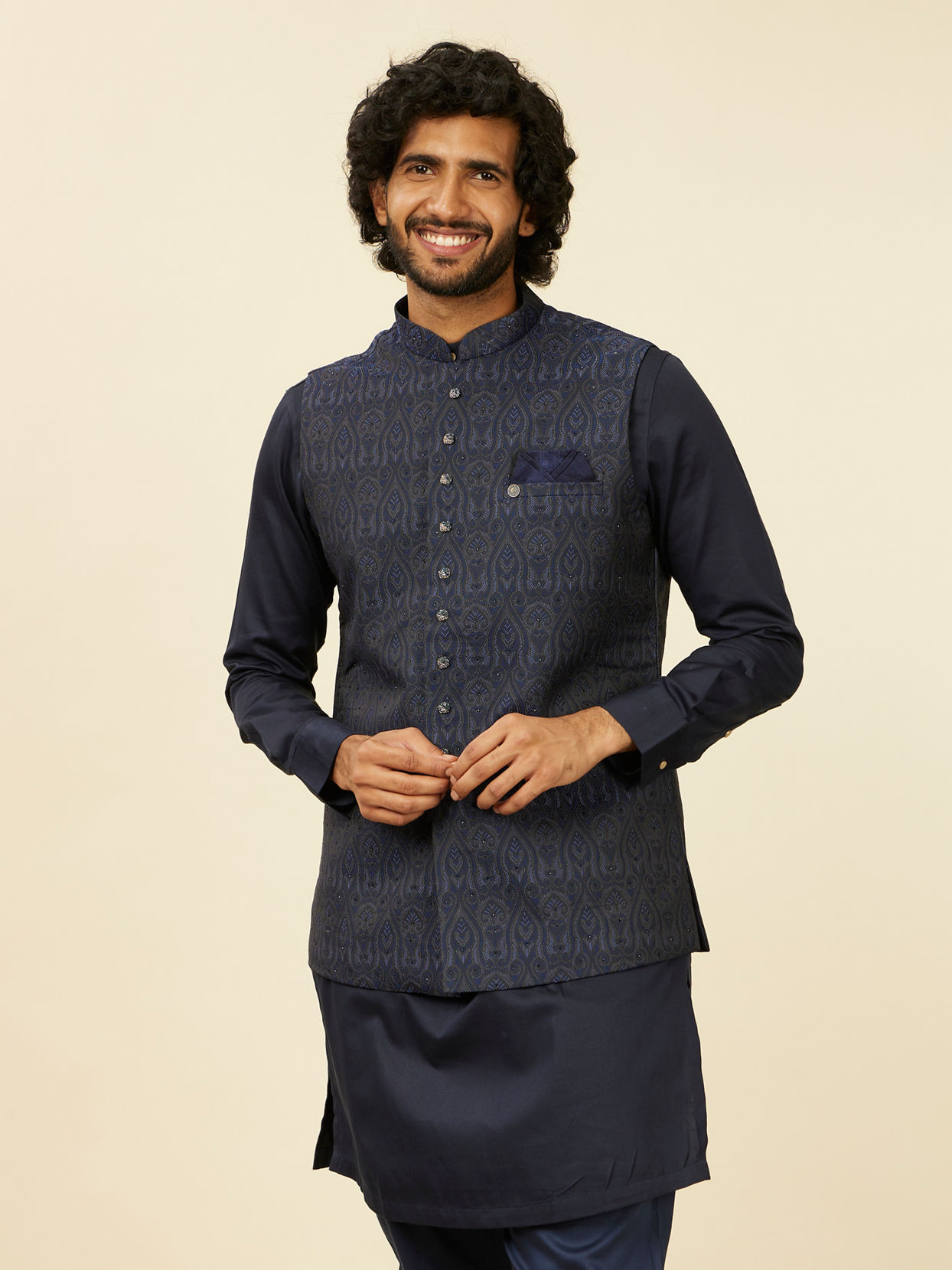 alt message - Manyavar Men Warm White Paisley Patterned Nehru Jacket image number 0