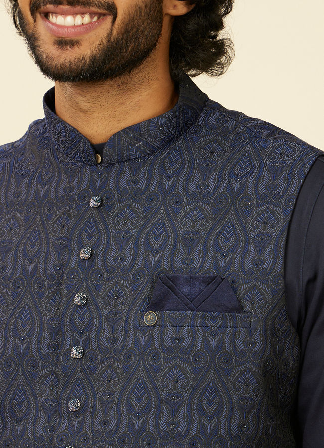 alt message - Manyavar Men Warm White Paisley Patterned Nehru Jacket image number 1