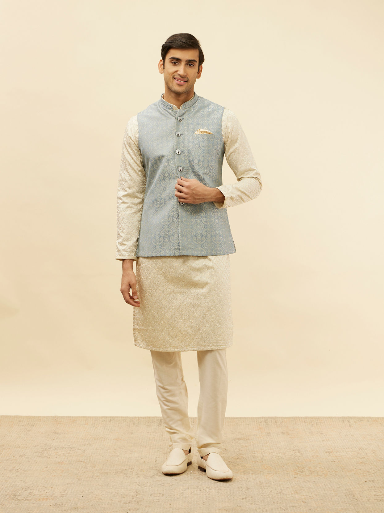 alt message - Manyavar Men Glacier Blue Victoran Patterned Jacket image number 2