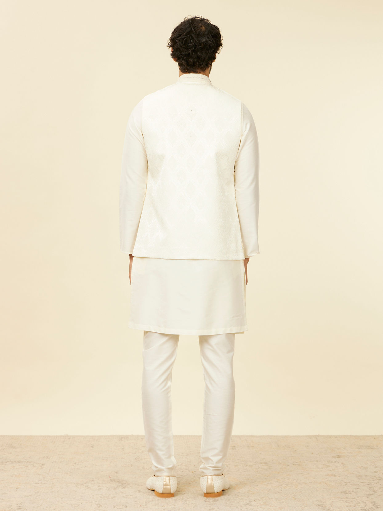 Manyavar Men Warm White Medallion Patterned Nehru Jacket