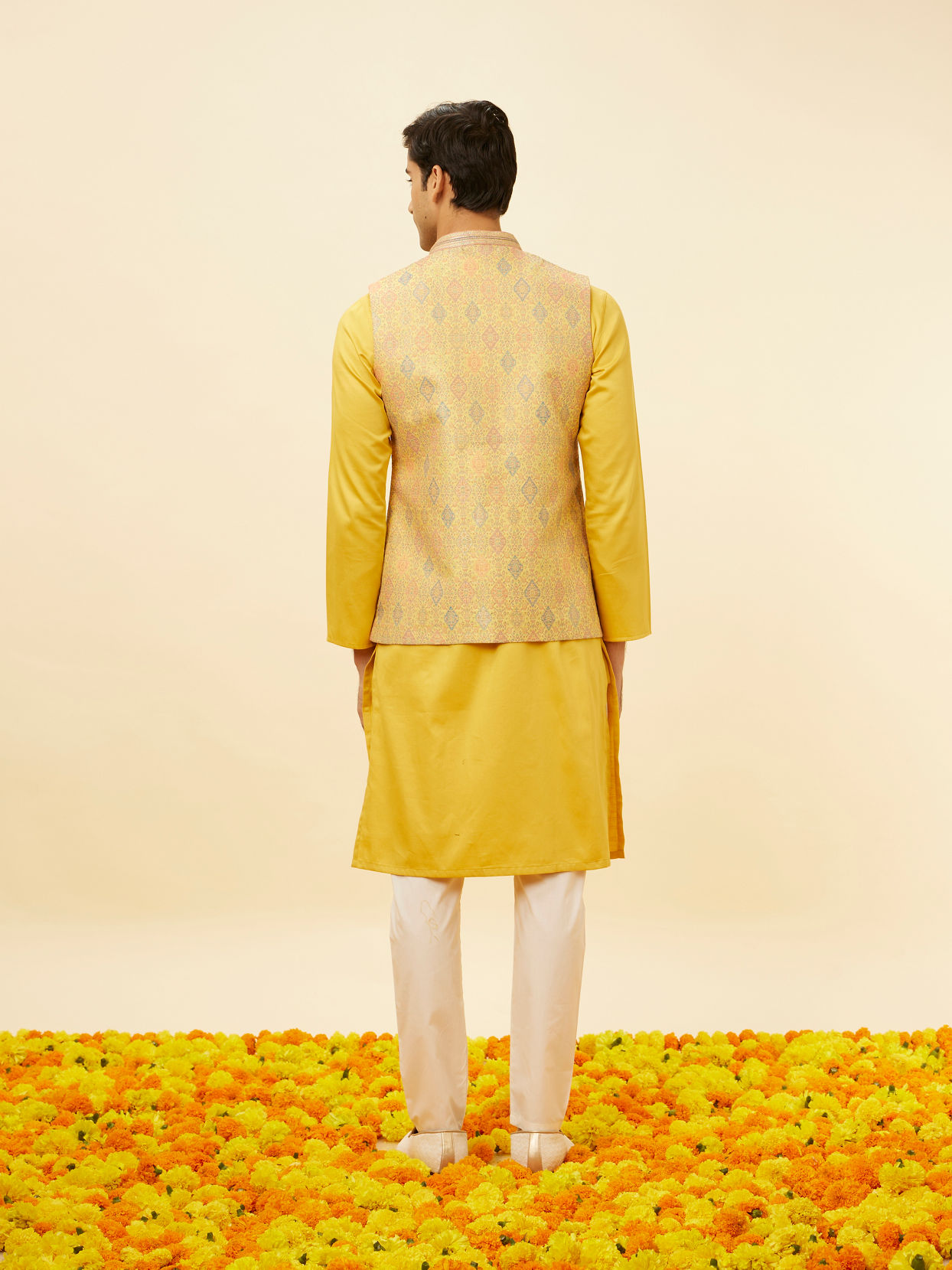alt message - Manyavar Men Marigold Yellow Shankh Motif Jacket image number 3