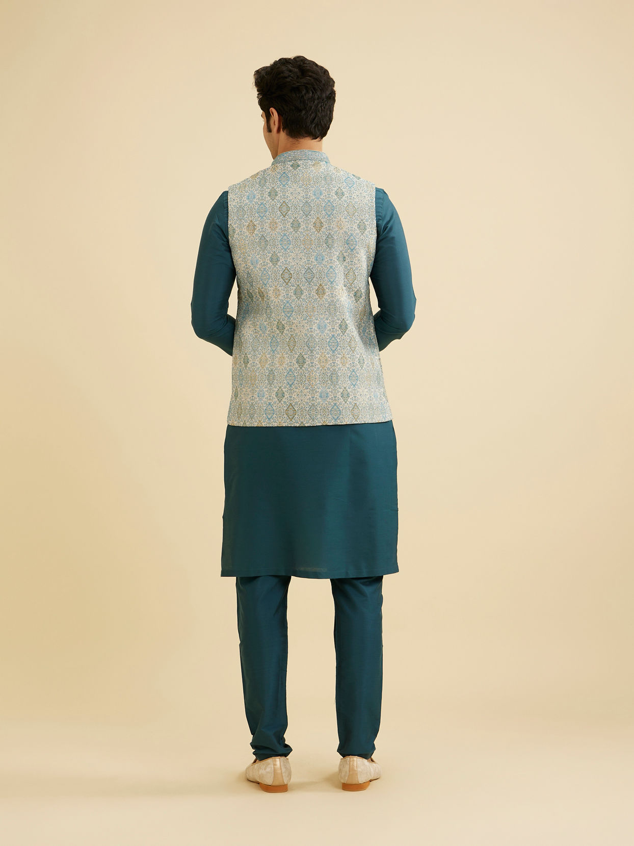 Manyavar Men Delicate Blue Shankh Patterned Jacket image number 4