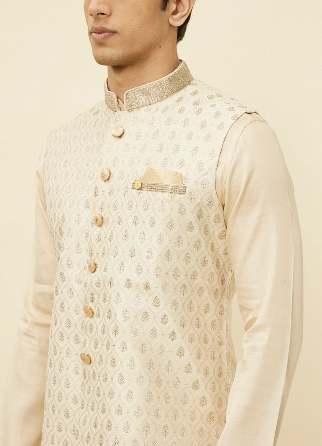 alt message - Manyavar Men Desert Sand Beige Ogee Patterned Jacket image number 1