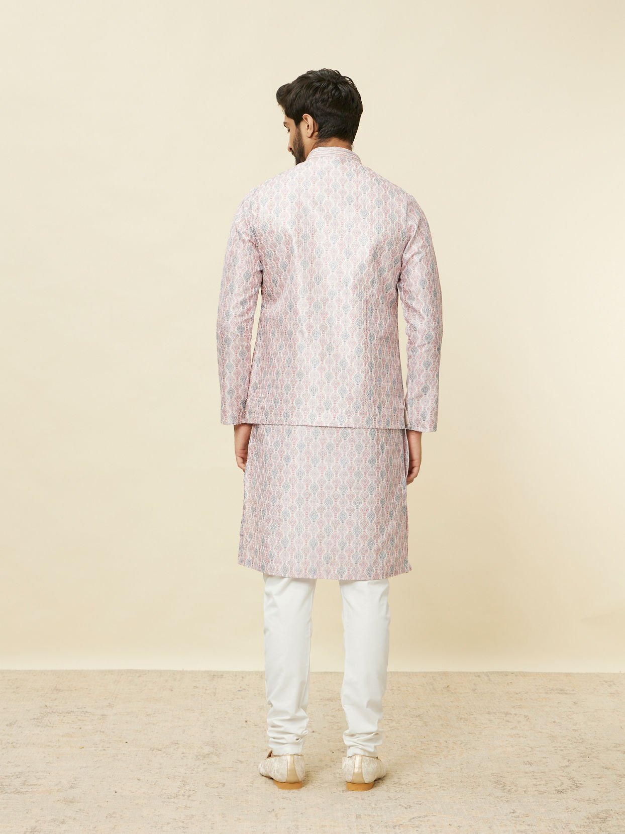 alt message - Manyavar Men Cherry Blossom Pink Medallion Patterned Jacket image number 3