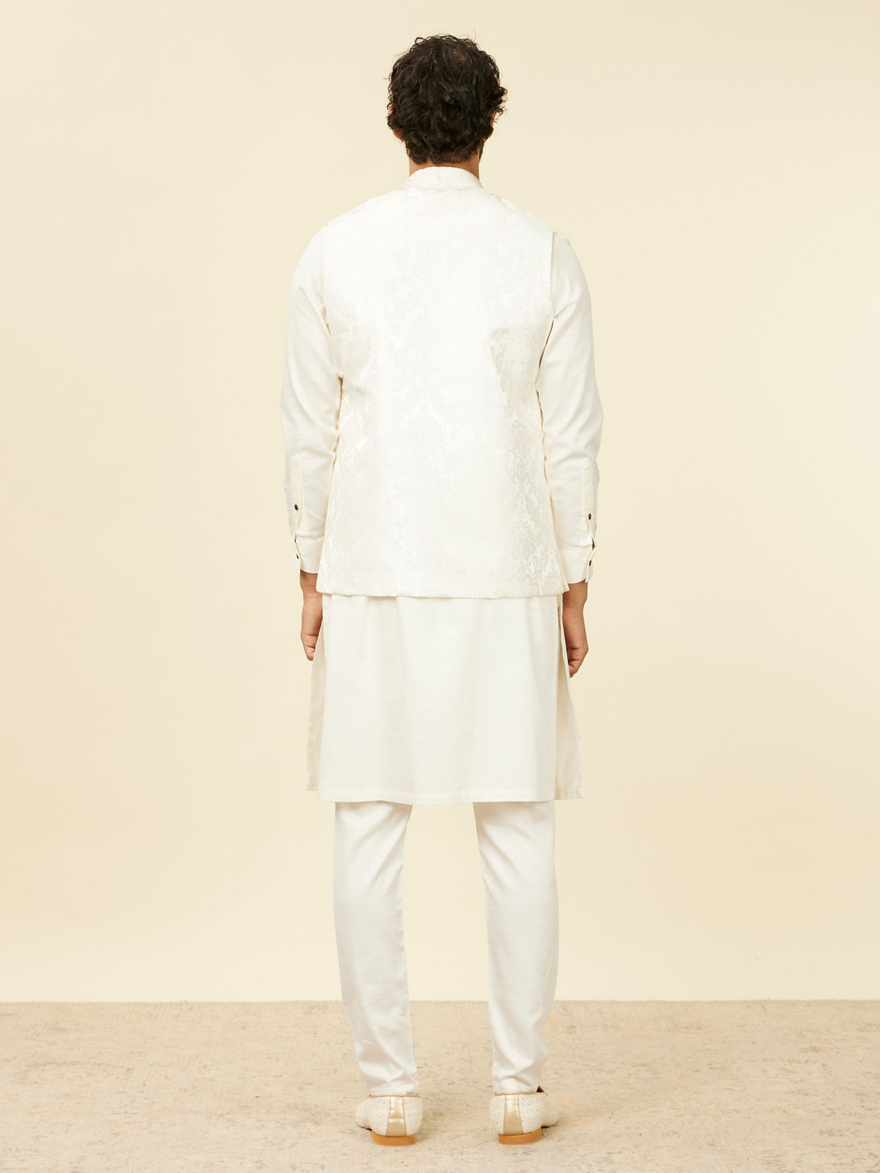 Manyavar Men Warm White Bagh Patterned Nehru Jacket