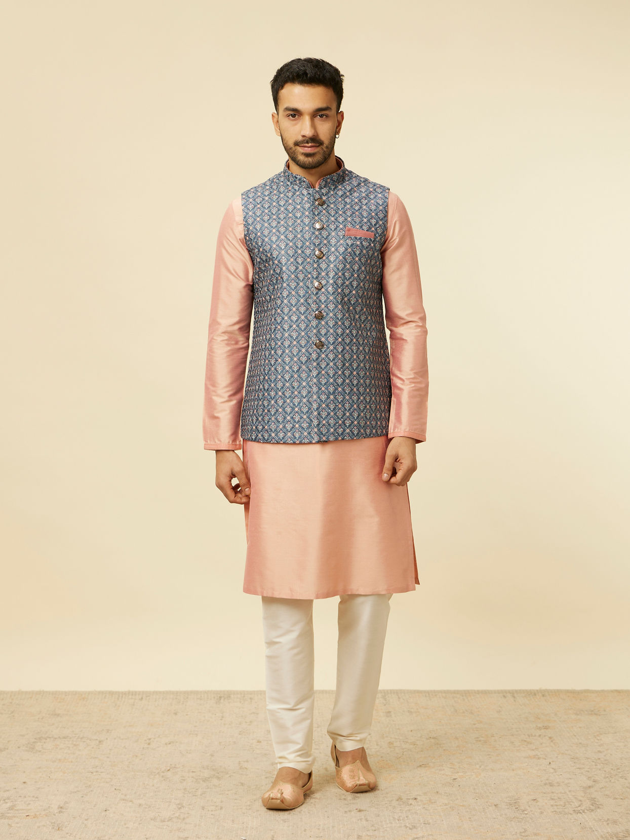 alt message - Manyavar Men Teal Blue Jaal Patterned Chikankari Embroidered Jacket image number 2