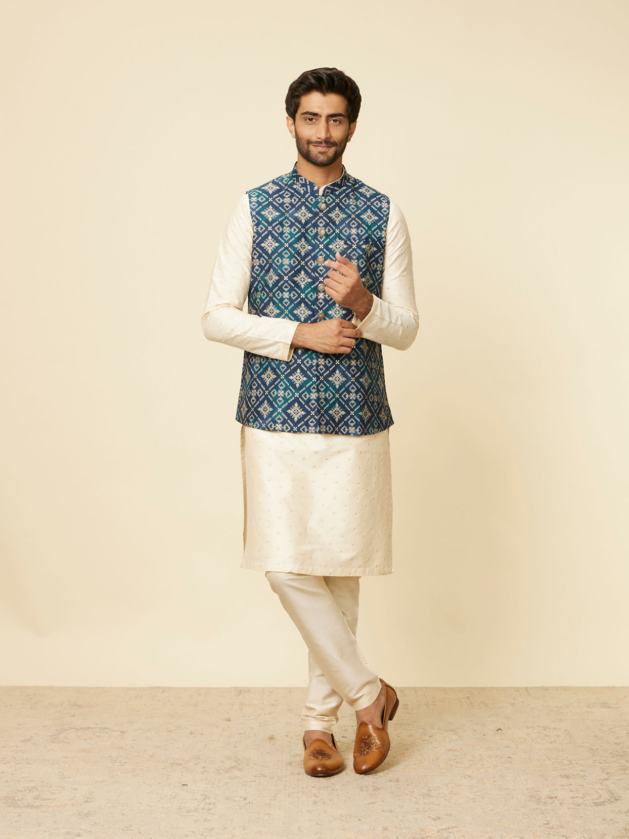 alt message - Manyavar Men Teal Blue Grid Patterned Jacket image number 2