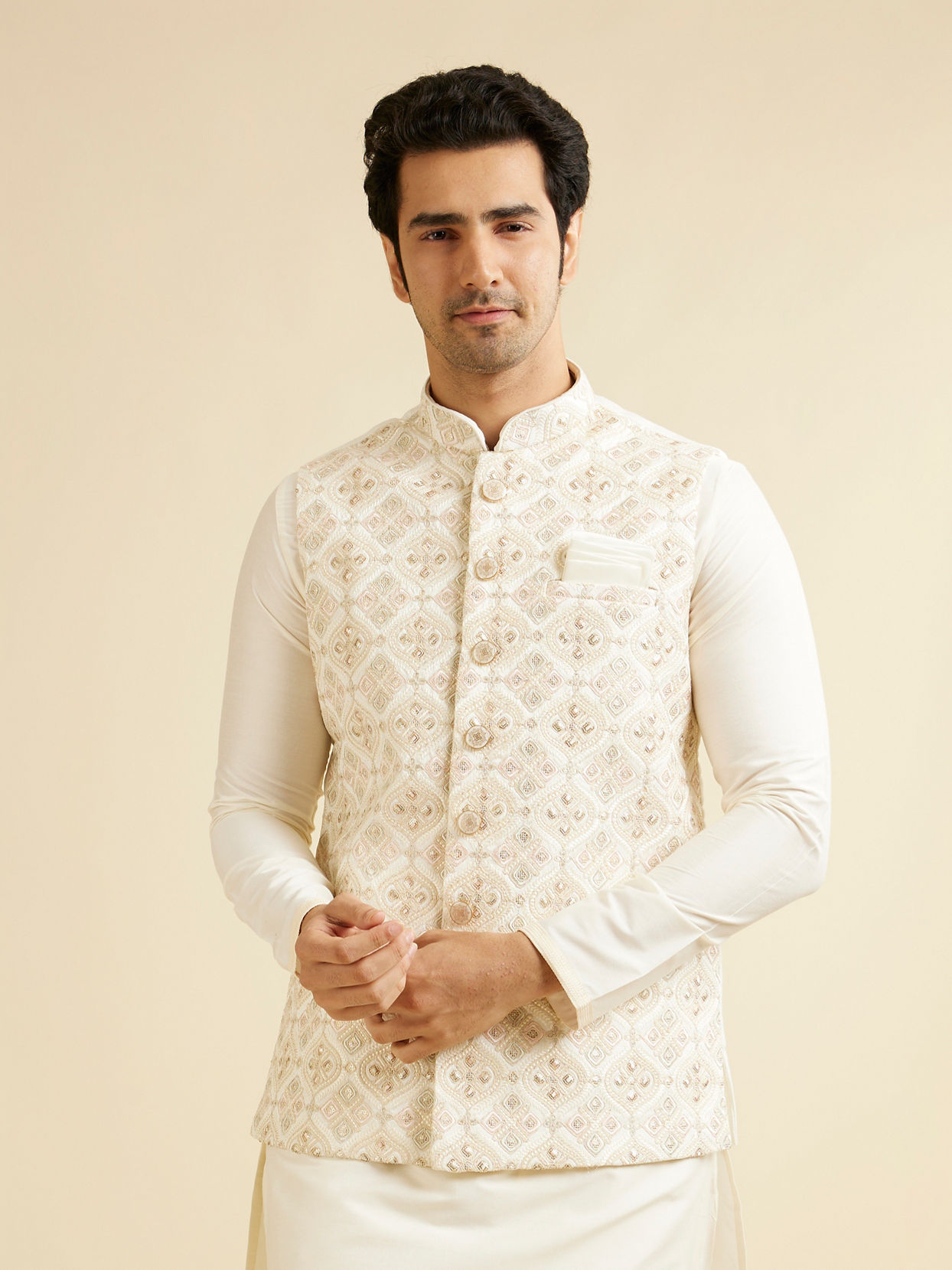 alt message - Manyavar Men Warm White Ogee Jaal Patterned Nehru Jacket image number 0