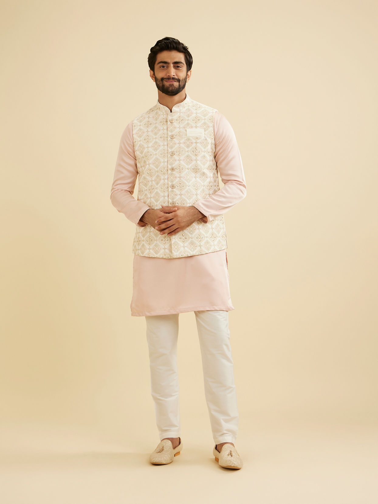 Manyavar Men Warm White Ogee Jaal Patterned Nehru Jacket image number 1