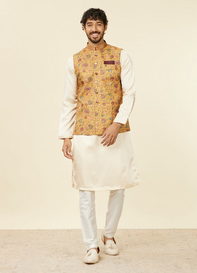 alt message - Manyavar Men Mustard Yellow Bel Buti Patterned Nehru Jacket image number 2