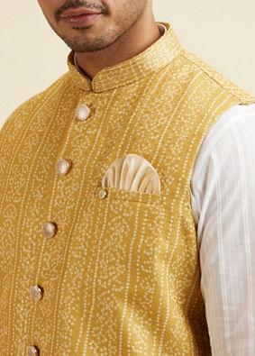 alt message - Manyavar Men Mustard Yellow Bandhani Print Nehru Jacket image number 0