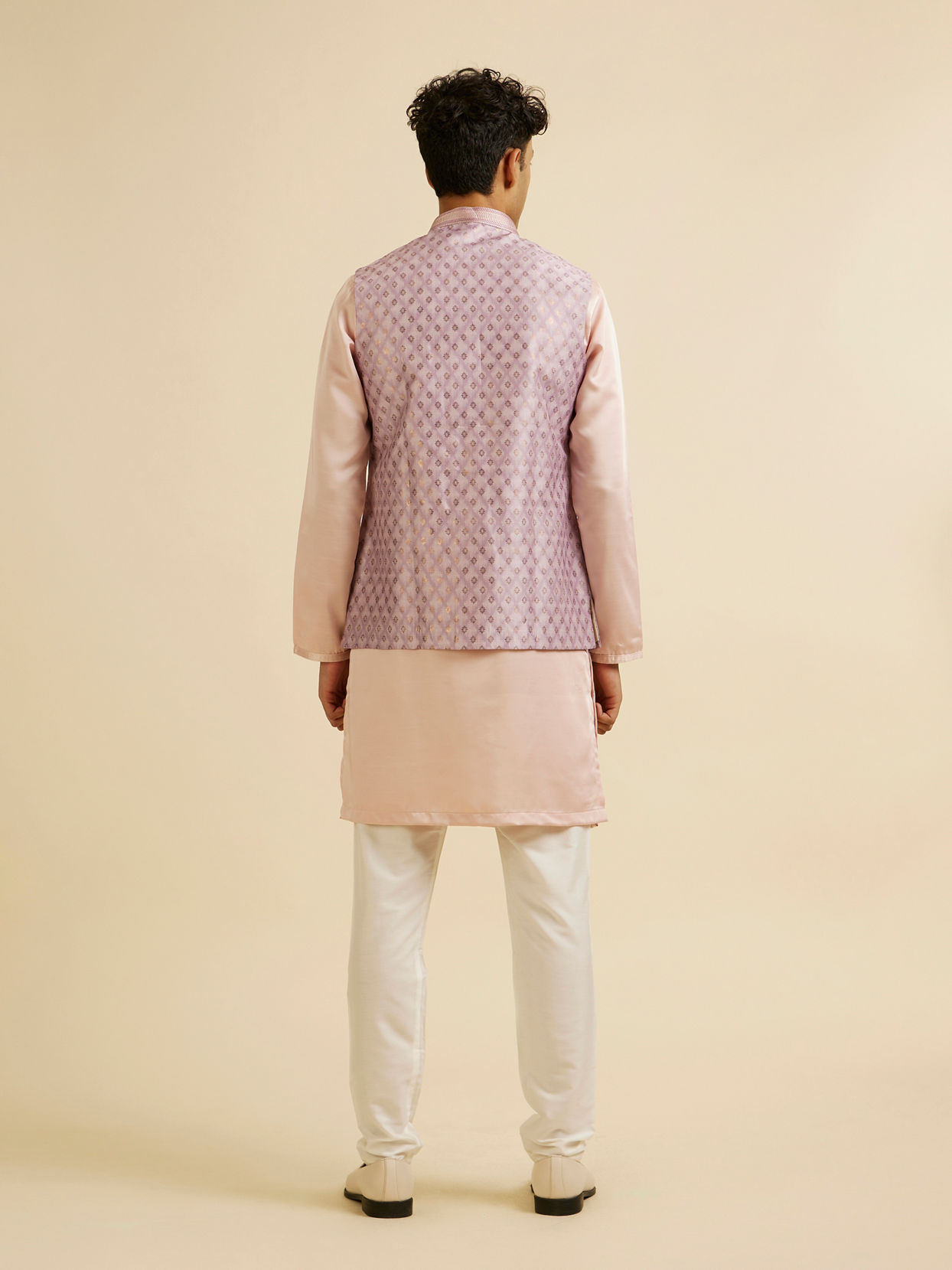 alt message - Manyavar Men Dusty Pink Buta Jaal Print Nehru Jacket image number 4