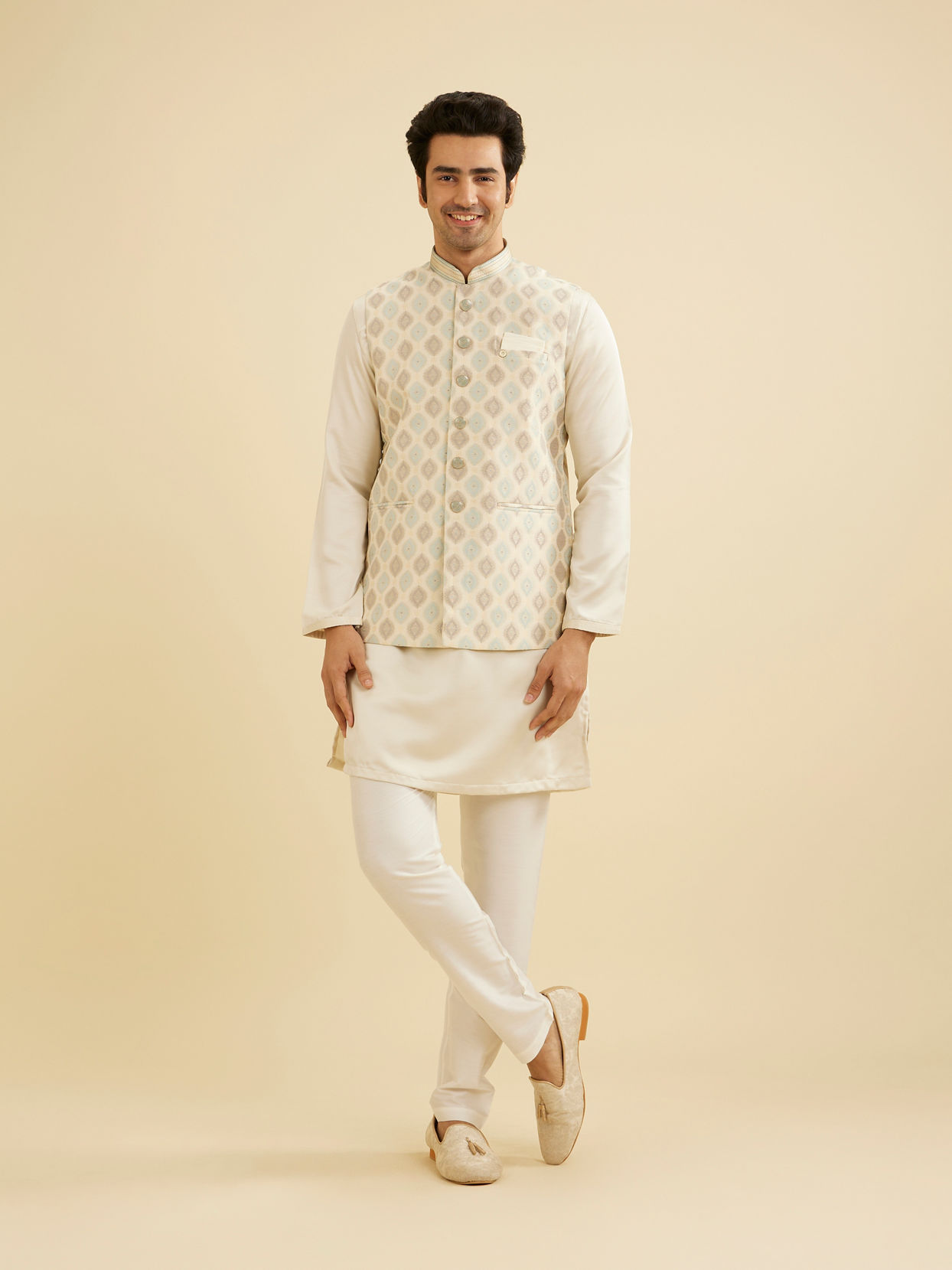 Manyavar Men Light Cream Conch Shell Motifs Nehru Jacket image number 2