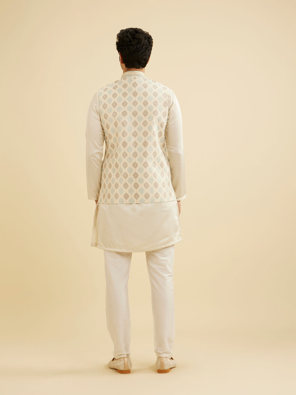 Manyavar Men Light Cream Conch Shell Motifs Nehru Jacket