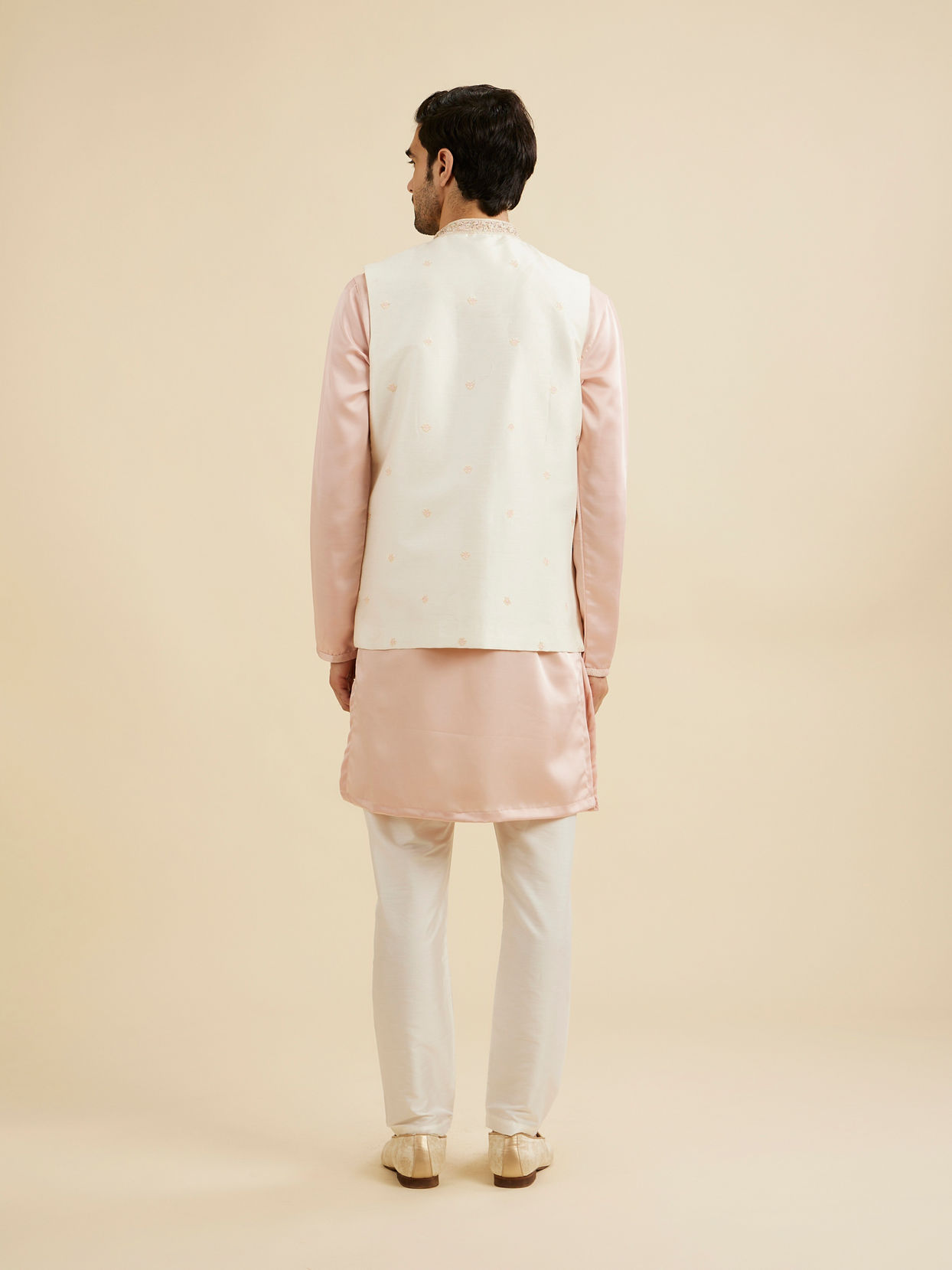Manyavar Men Exquisite Cream Nehru Jacket