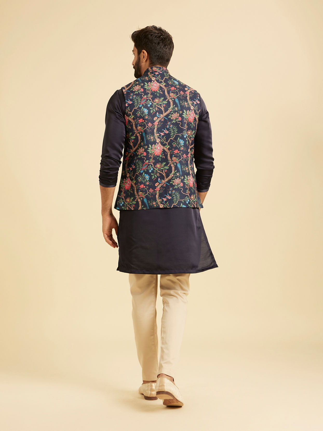 Manyavar Men Snazzy Dark Blue Cotton Nehru Jacket