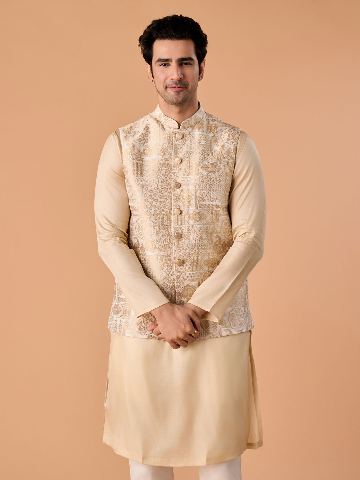Manyavar Men Dazzling Gold Brocade Nehru Jacket
