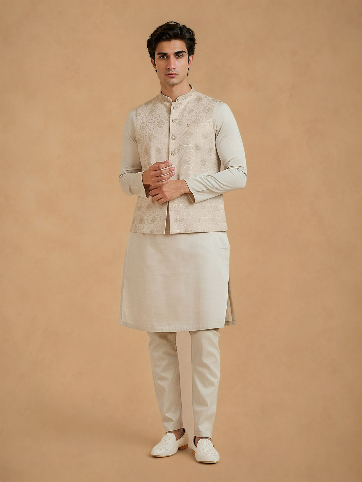 Manyavar Men Cream Silk Thread Embroidered Nehru Jacket