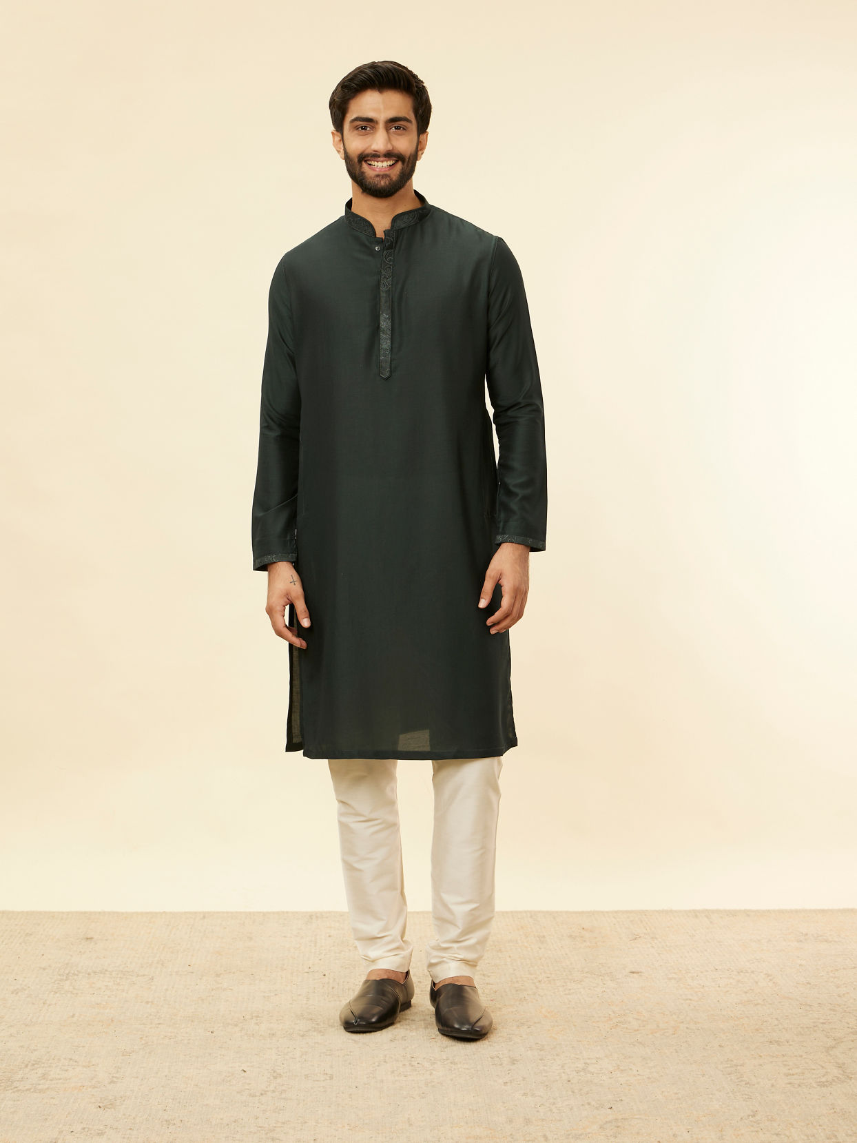 Manyavar Men Steel Grey Bel Buti Patterned Kurta Jacket Set