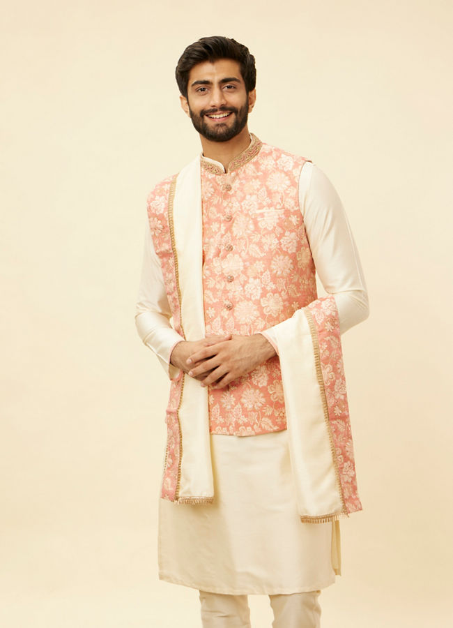 alt message - Manyavar Men Coral Pink Floral Patterned Kurta Jacket Set image number 0