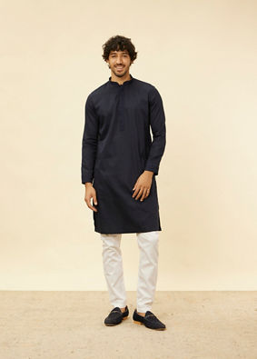 alt message - Manyavar Men Midnight Blue Triangular Patterned Kurta Jacket Set image number 2