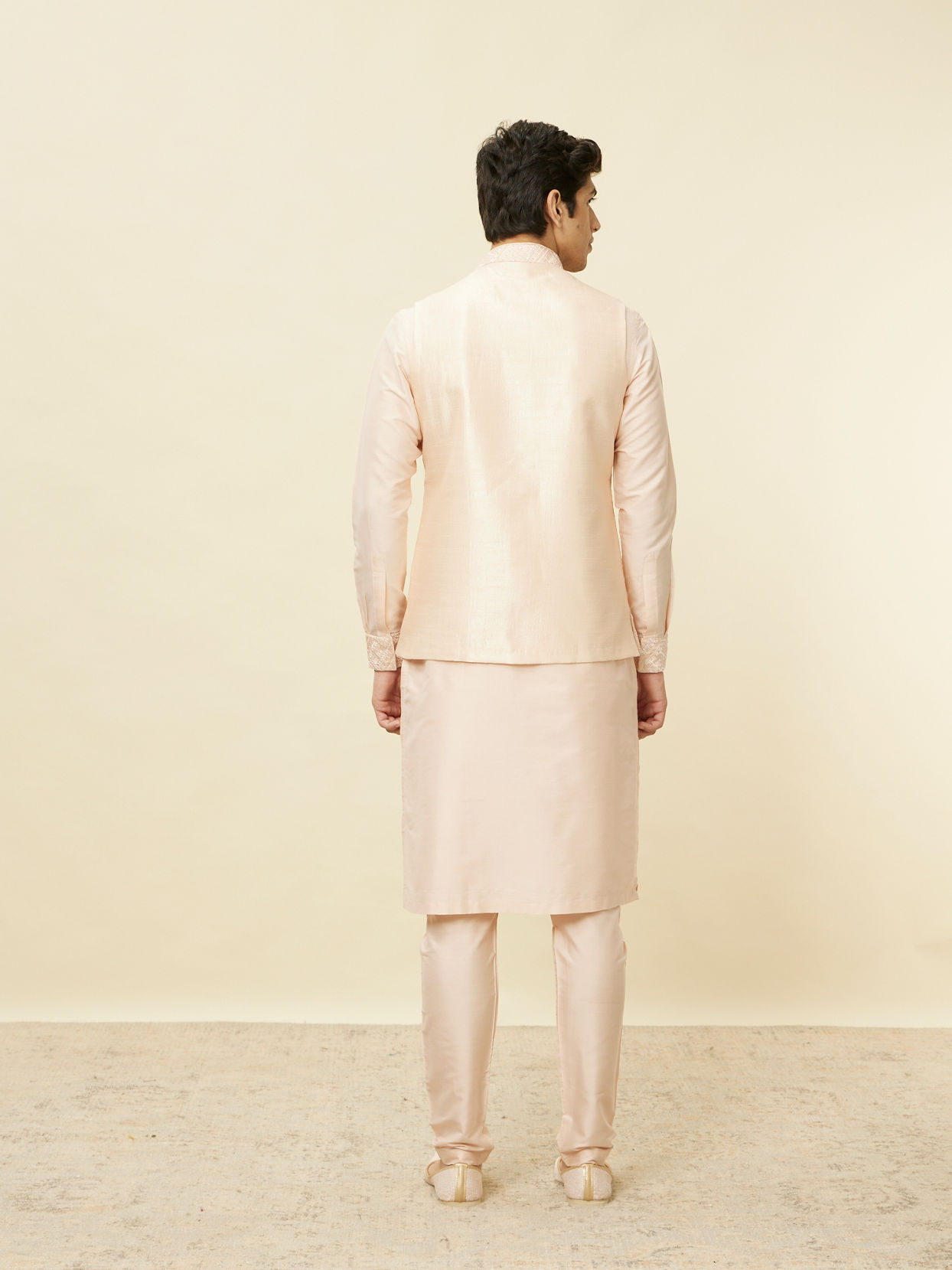 Manyavar Men Peach Pink Geometric Wave Patterned Jacket Set