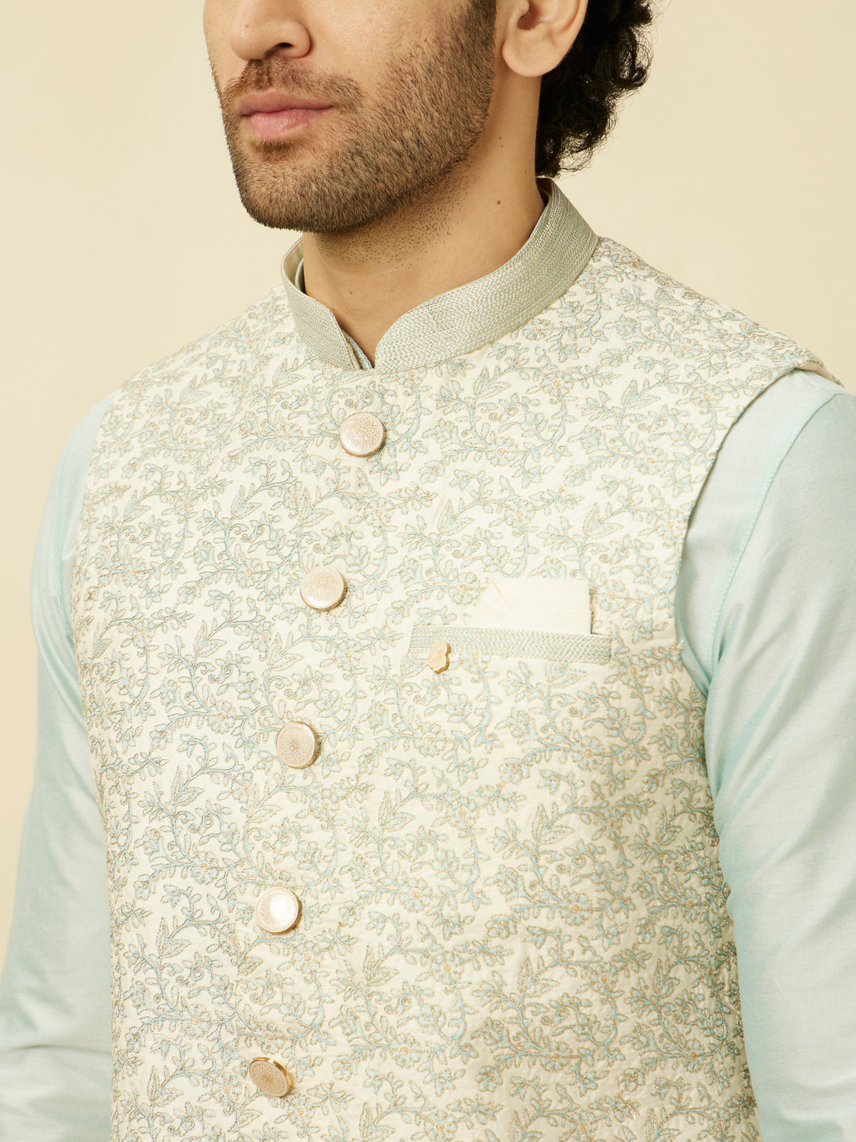 alt message - Manyavar Men Cream-Light Green Bel Buti Patterned Jacket Set image number 1