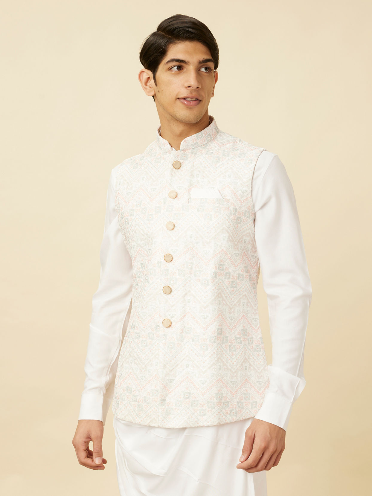 alt message - Manyavar Men Pristine White Chevron Patterned Jacket Set image number 0