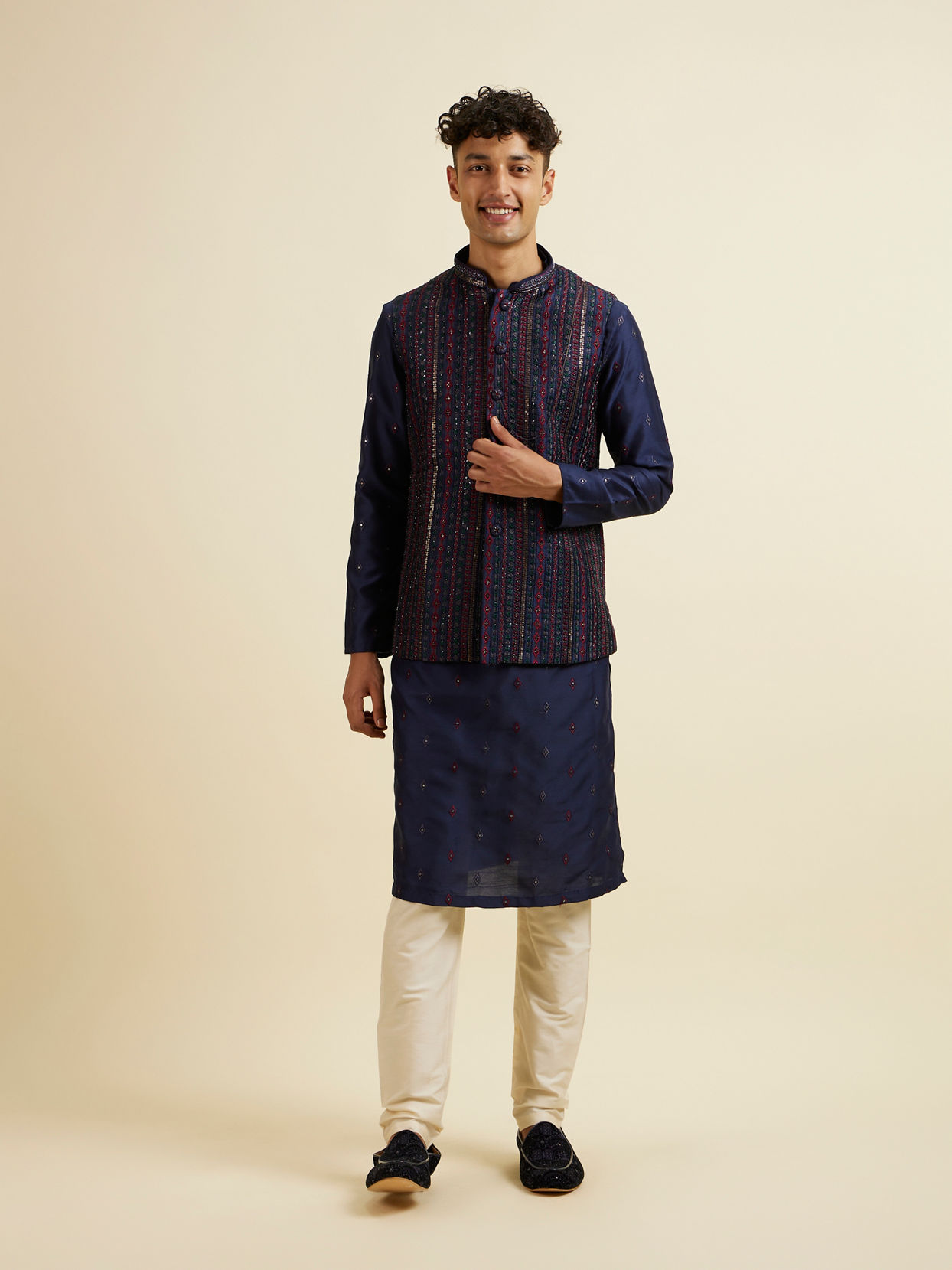Manyavar Men Blue Entanglement Jacket Set