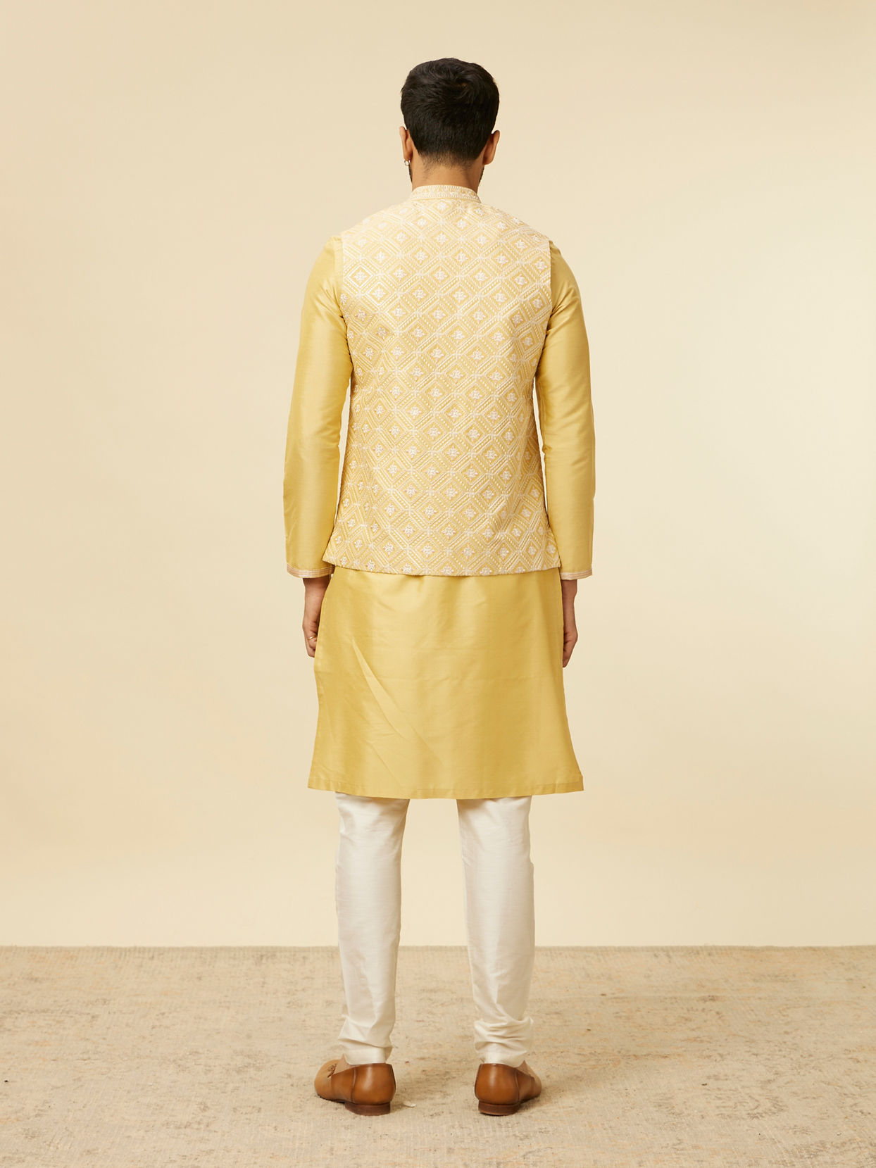 Manyavar Men Yellow Grid Patterned Chowkadi Motif Jacket Set