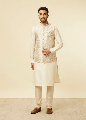 alt message - Manyavar Men Cream Floral Printed Jacket Set image number 3