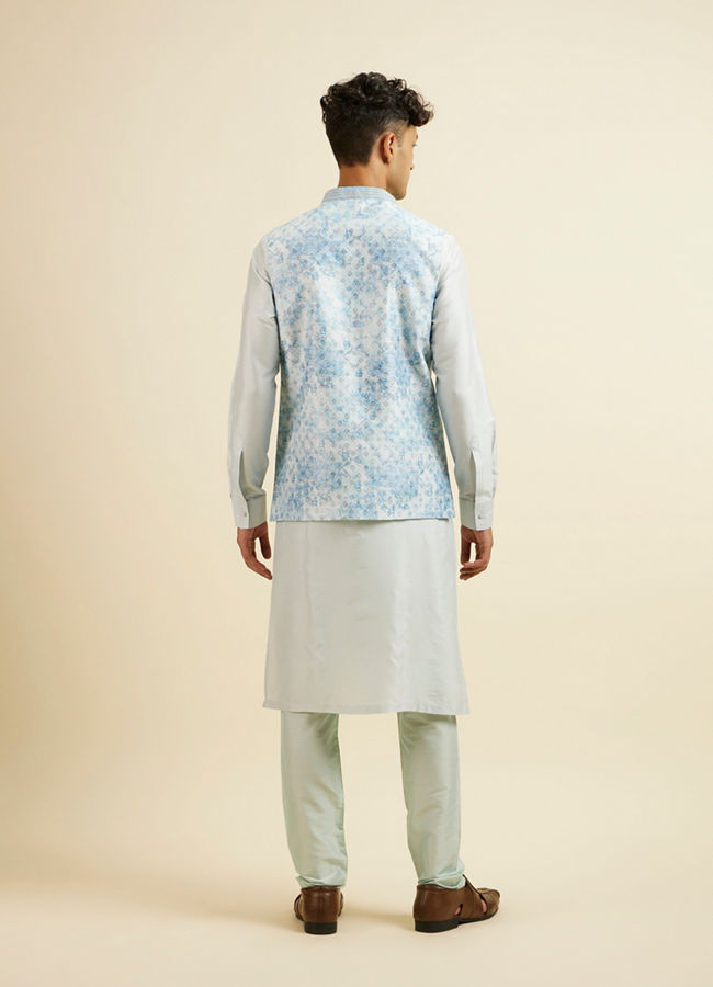 alt message - Manyavar Men Light Blue Kurta Jacket Set with Foil Print and Zari Embroidery image number 6