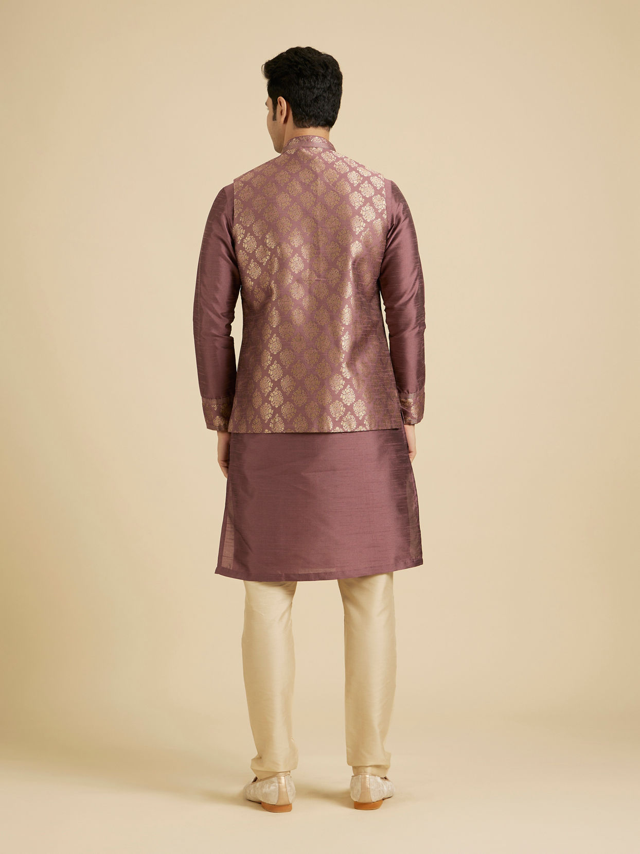 Manyavar Men Dark Purple Jaal Patterned Jacket Set