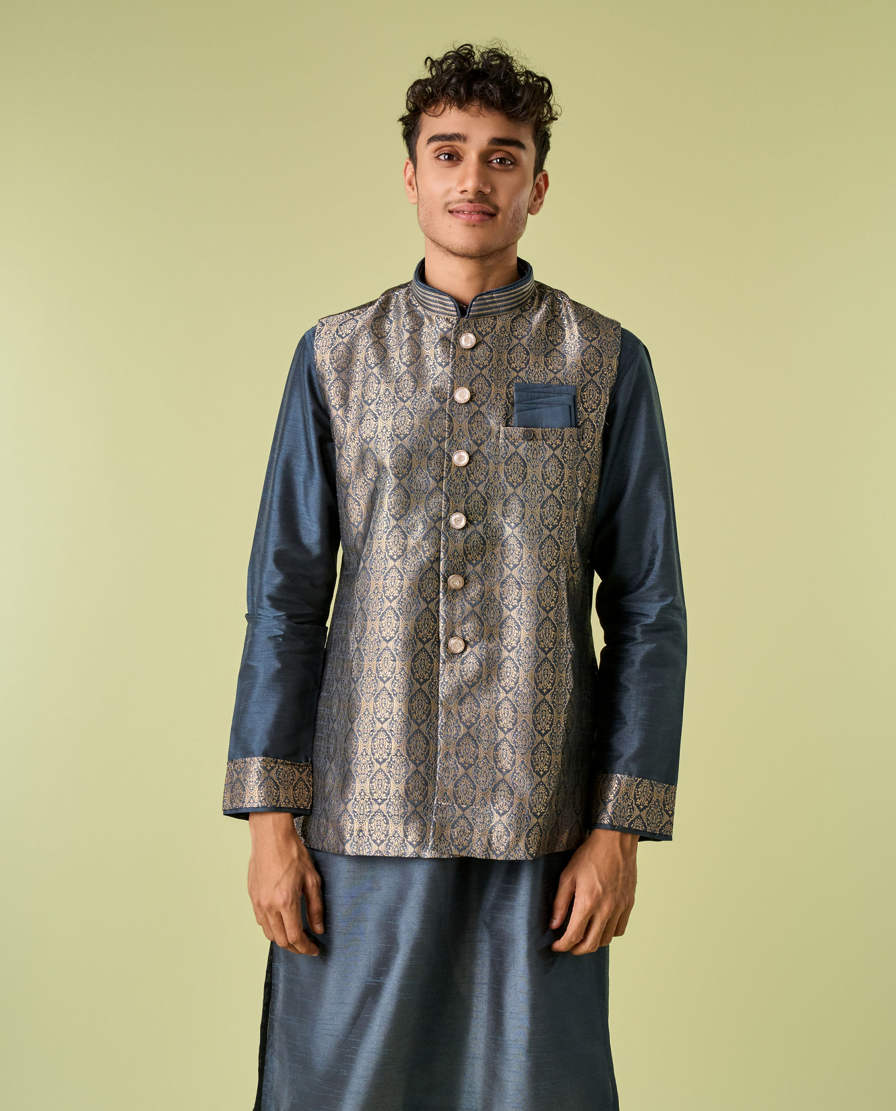Diwas Men Space Grey Medallion Patterned Jacket Set