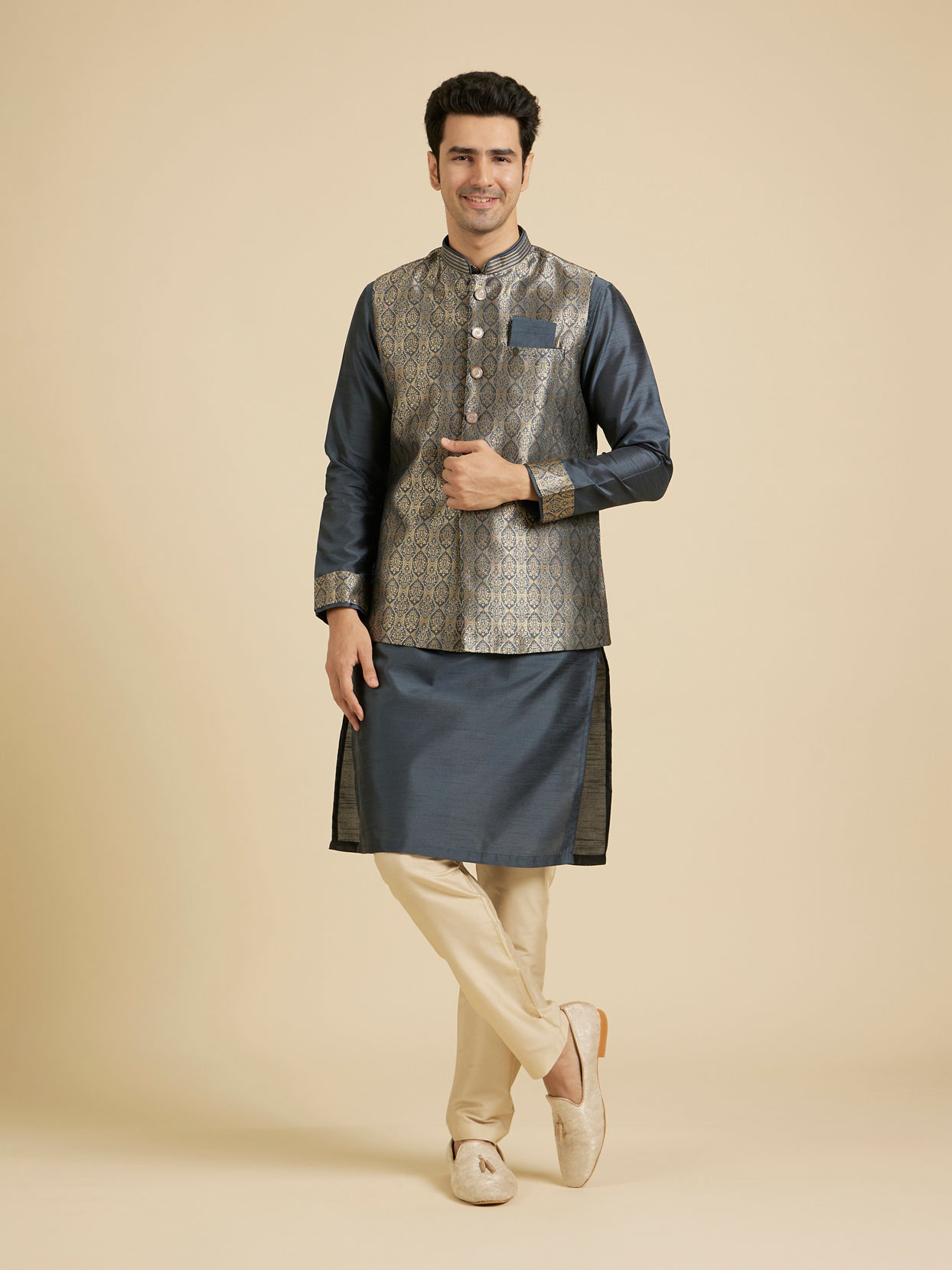 Manyavar Men Space Grey Medallion Patterned Jacket Set image number 2