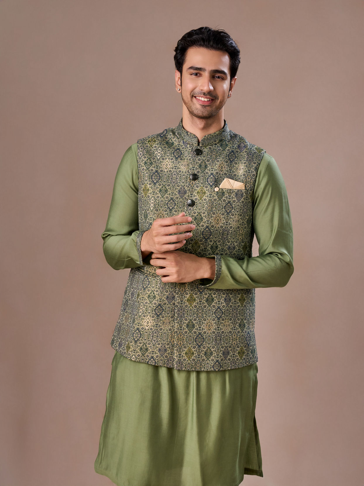 Manyavar Men Vibrant Emerald Kurta Jacket Set