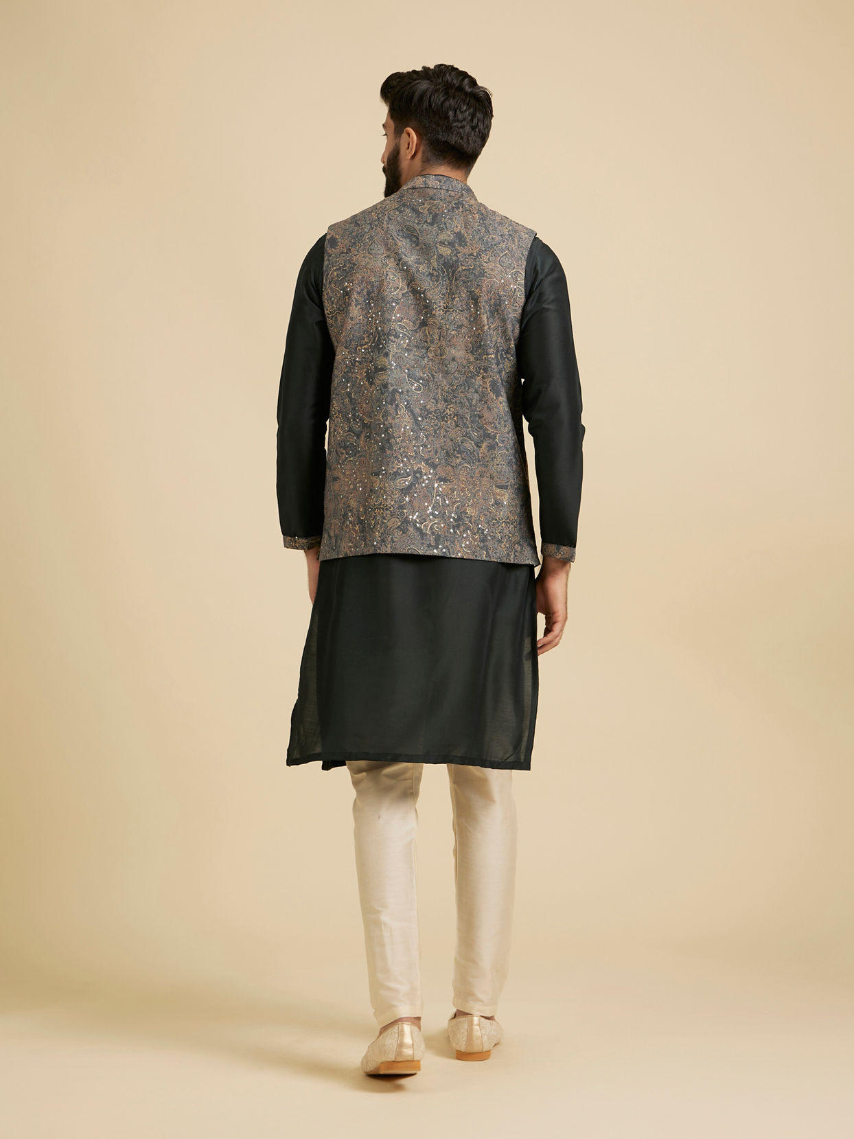 Manyavar Men Bottle Green Floral And Paisley Patterned Jacket Set