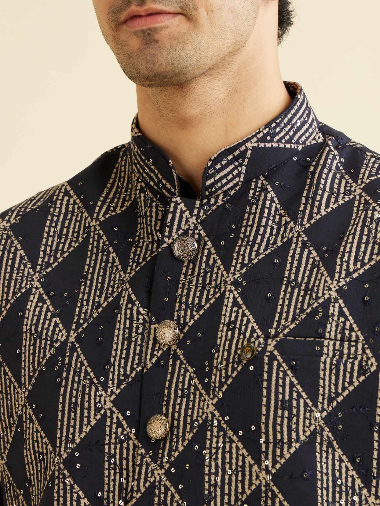 alt message - Manyavar Men Radiant Dark Blue Kurta Jacket Set image number 1