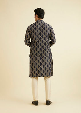 alt message - Manyavar Men Radiant Dark Blue Kurta Jacket Set image number 5