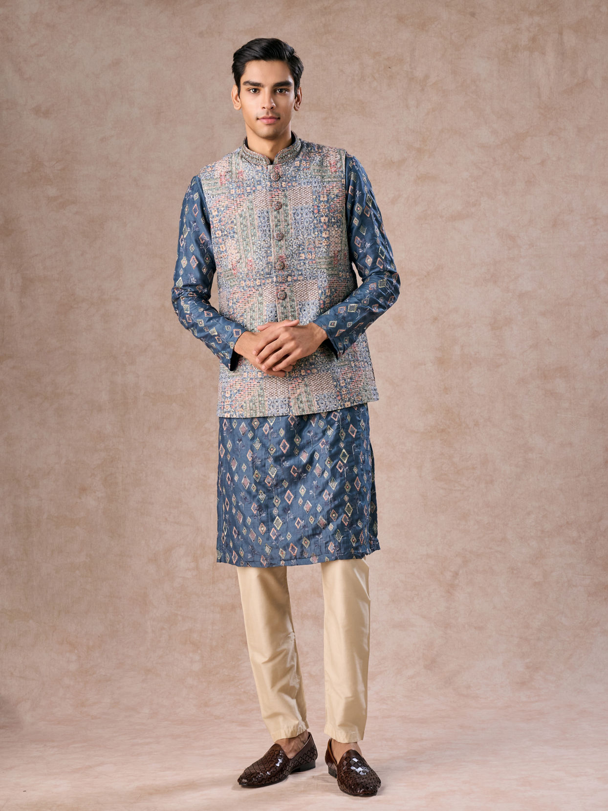 Manyavar Men Greyish Blue Kurta Jacket Set