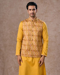 Manyavar Men Yellow Radiance Kurta Jacket Set