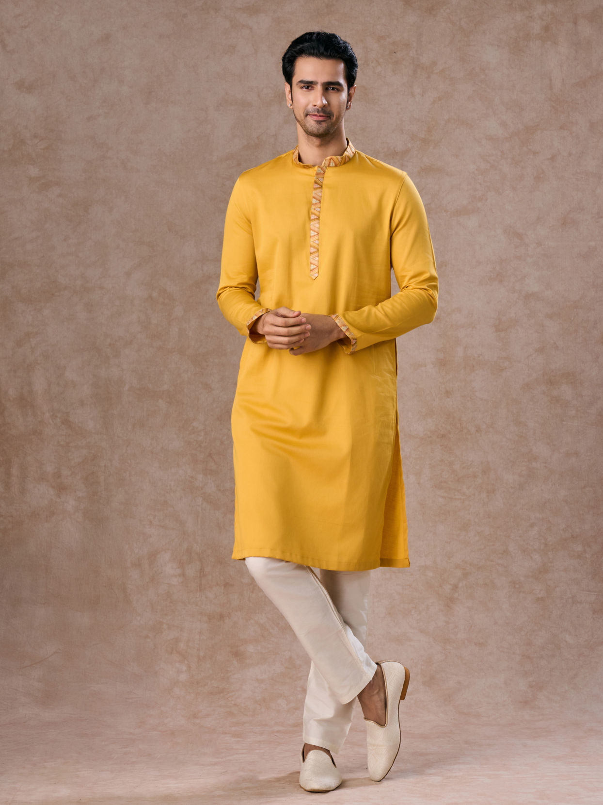 Manyavar Men Yellow Radiance Kurta Jacket Set
