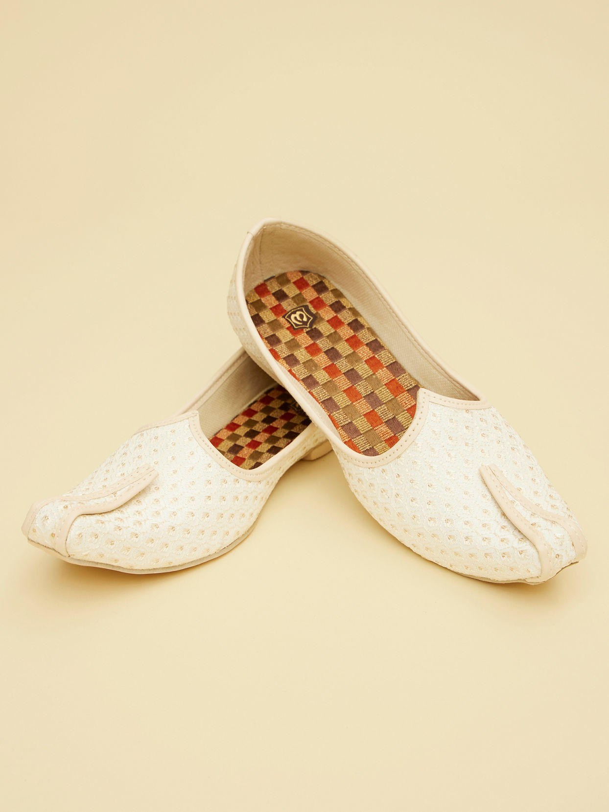 Manyavar Men Off White Buta Patterned Jooti