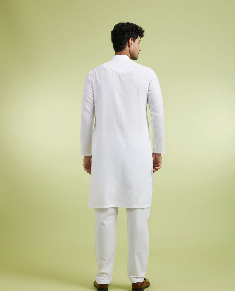 Diwas Men Regal White Elegance Kurta